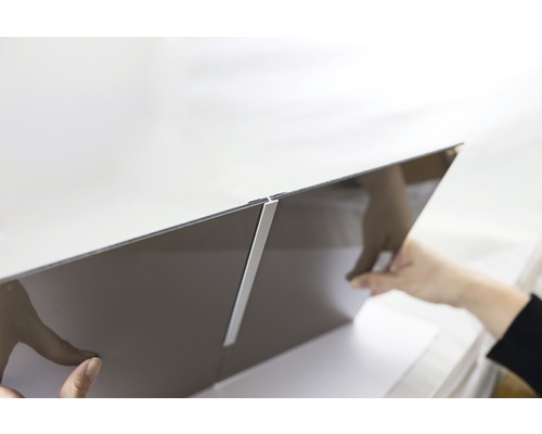 Profilé de raccordement panneau mural douche pour Decodesign argent longueur 255 cm Installation d''une crédence de cuisine avec profilé de montage