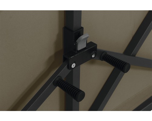 Détail du mécanisme de réglage d''un pavillon de jardin