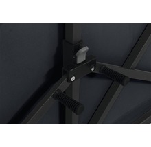 Detailansicht eines Pavillonrahmens mit Verriegelungsmechanismus