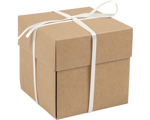 Boîte cadeau carrée en carton avec ruban