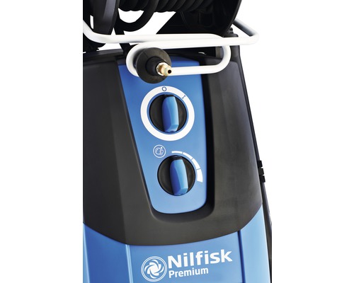 Gros plan des commandes du nettoyeur haute pression Nilfisk