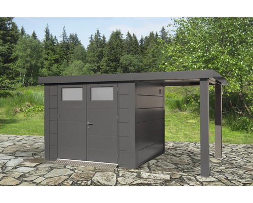 Abri de jardin métallique avec auvent dans le jardin