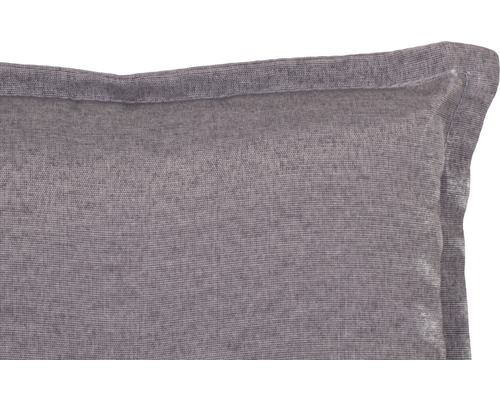 Coussin gris en tissu