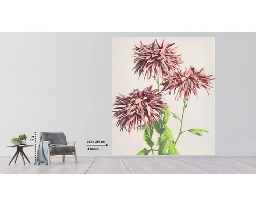 Ambiance de pièce avec un papier peint photo à motif de chrysanthème, un fauteuil et une table d''appoint.