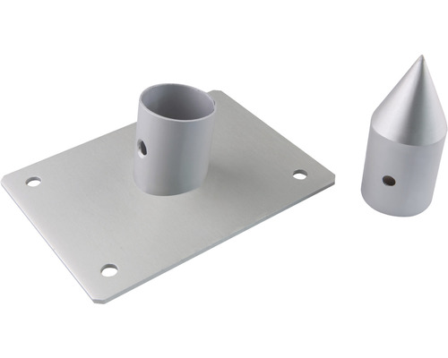 Pointe à planter et platine de sol pour poteau