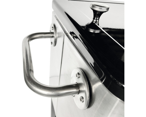 Vue détaillée d''un chariot de barbecue avec poignée et thermomètre