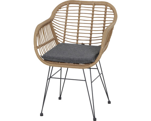 Geflochtener Stuhl mit Metallbeinen und Sitzkissen