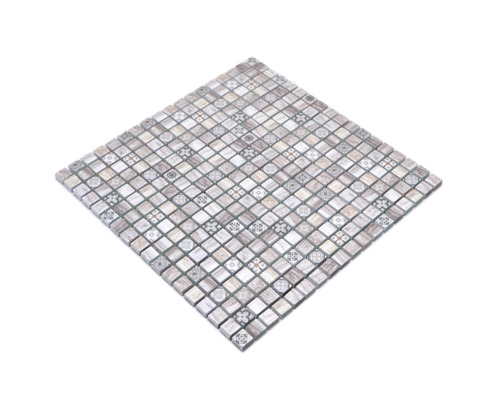 Mosaïque avec différents motifs
