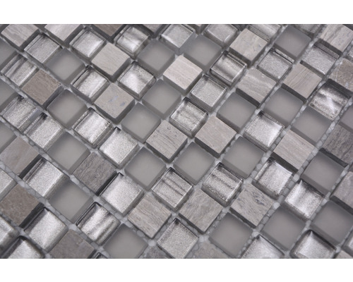 Mosaikfliesen aus Glas und Naturstein