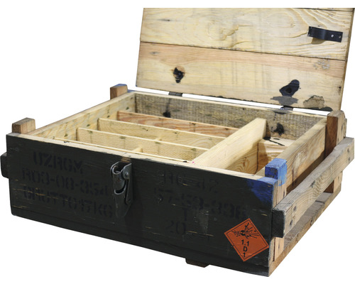 Caisse en bois avec compartiments et couvercle ouvert