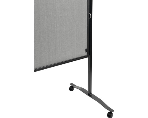 Mobiles Sichtschutz-Element mit Rollen