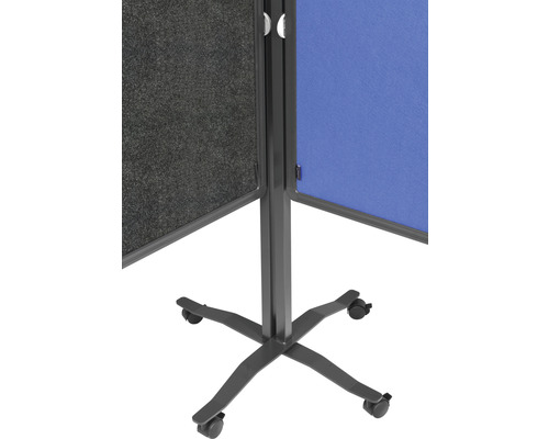 Dreiteilige, mobile Stellwand mit Rollenfuß