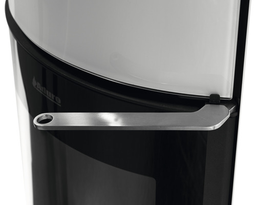 Detailansicht eines Ofens mit Griff