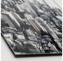 Image en verre acrylique avec vue noir et blanc d''une ville