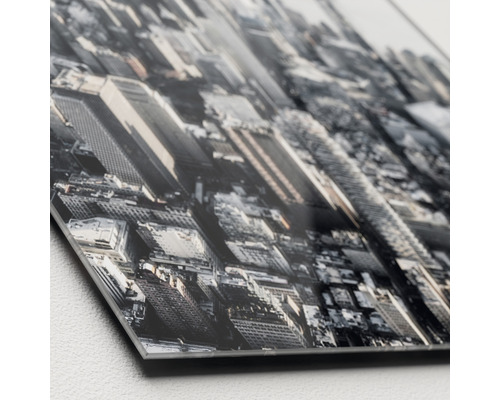 Image en verre acrylique avec vue noir et blanc d''une ville