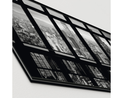 Schwarz-weißes Glasbild mit Stadtansicht