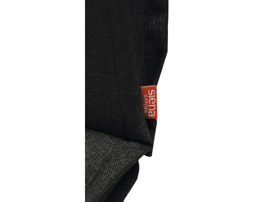 Gros plan d''un coussin noir avec le logo Siena Garden.