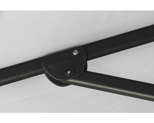 Detailansicht Gelenk eines Sonnenschirms