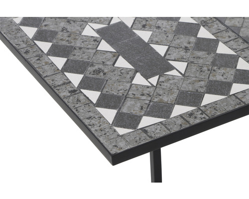 Tischplatte mit Mosaikmuster