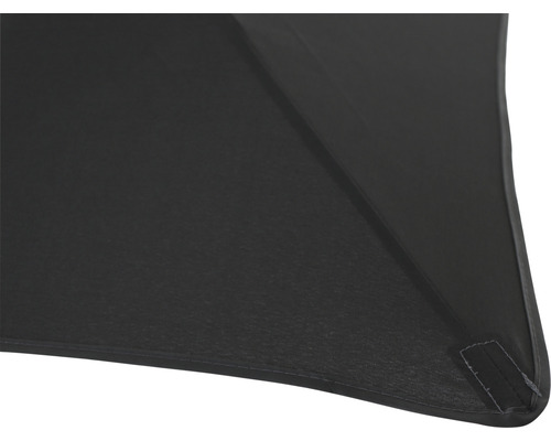 Detailansicht einer schwarzen Tischhusse