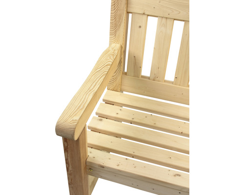 Gros plan d''un banc de jardin en bois