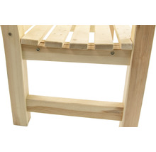 Vue détaillée d''une étagère en bois avec sommier à lattes