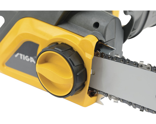 Vue détaillée d''une tronçonneuse Stiga jaune