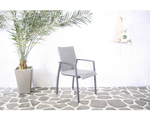 Chaise de jardin avec accoudoirs, revêtement textile et structure en métal