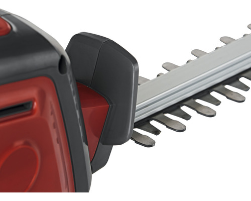 Gros plan sur un taille-haie