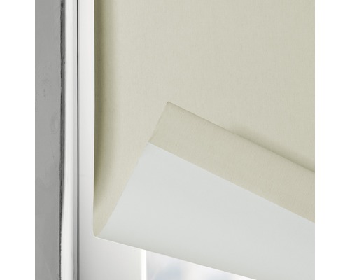 Store occultant beige en gros plan