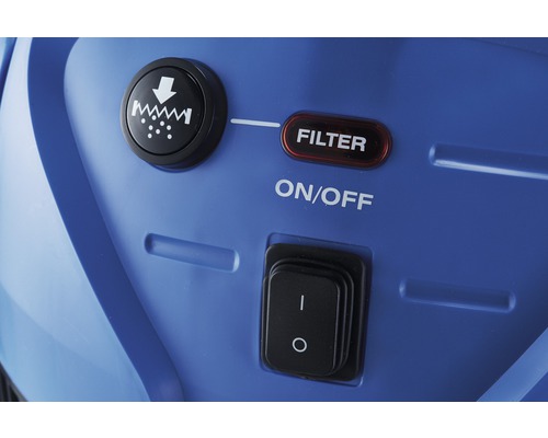 Nahaufnahme der Bedienelemente einer Farbspritzpistole mit einem Zerstäubungsregler, einem Filterknopf und einem Ein- beziehungsweise Ausschalter