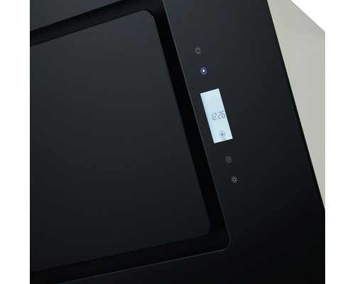 Gros plan du panneau de commande de la hotte aspirante