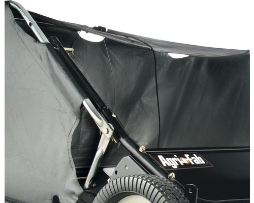 Accessoire pour ramasse-feuilles Agri-Fab avec couverture noire