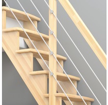 Detailansicht einer Holztreppe mit Geländer