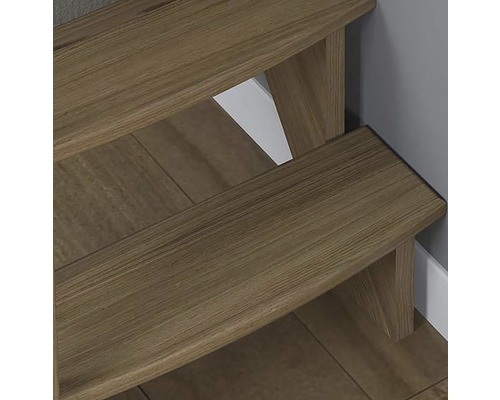 Detailaufnahme vun enger Holztrepp