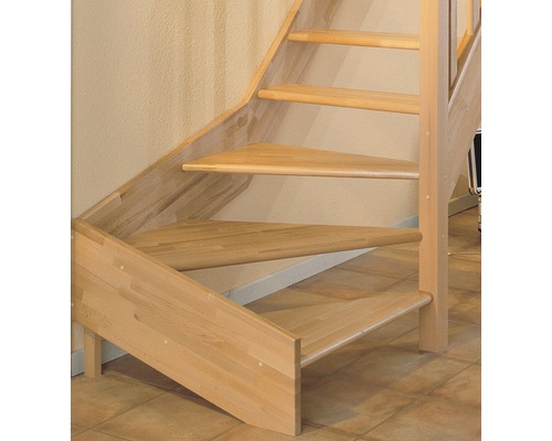 Escalier en bois avec marches et rampe