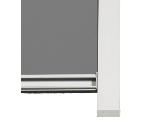 Rollladen mit weißem Rahmen