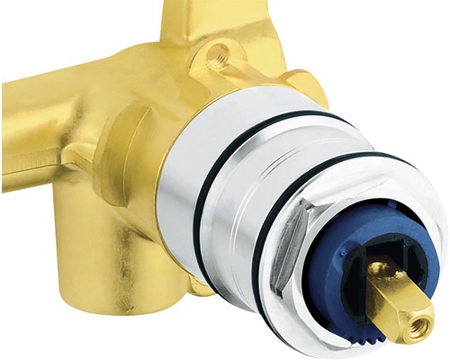 Gros plan d''une cartouche de robinet pour robinet de salle de bain