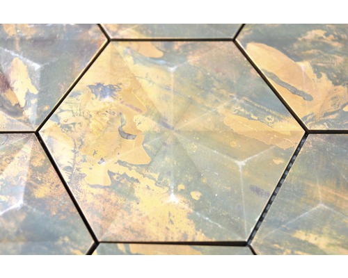 Sechseckige Wandfliesen mit gemusterten Oberflächen