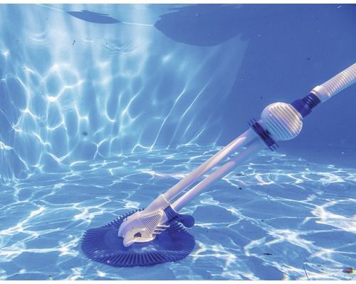 Automatische Poolreinigungsbürste im Schwimmbad