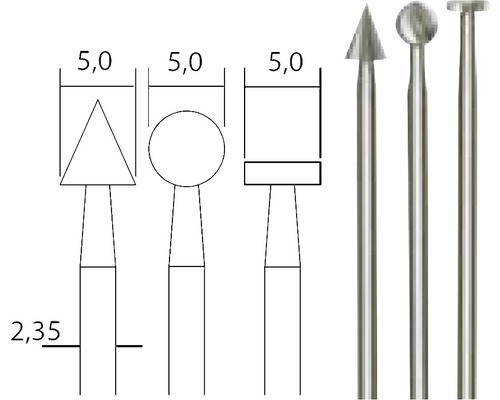 Image de fraises avec différentes formes de tête
