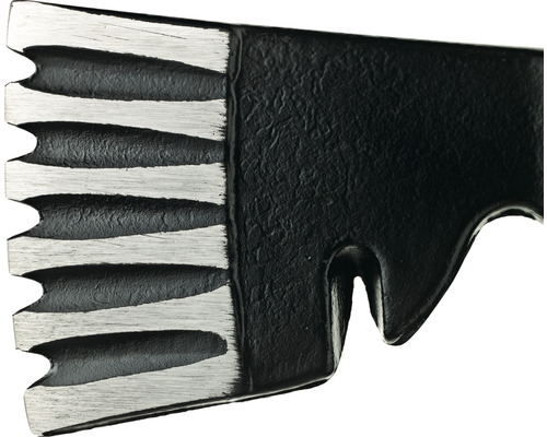 Detailaufnahme einer Hammerkralle zum Herausziehen von Nägeln