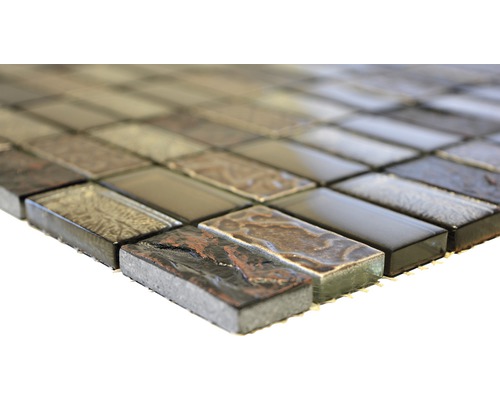 Mosaikfliese aus Glas und Naturstein
