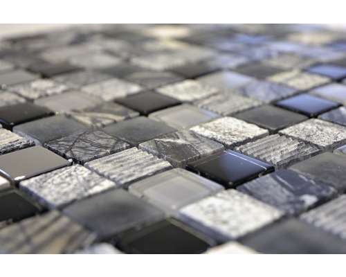 Mosaïque en verre et pierre naturelle