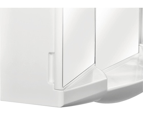 Gros plan d''une armoire de salle de bain blanche avec portes miroir