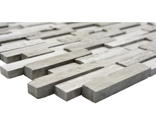 Mosaikfliese aus Stein in Holzoptik