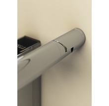 Detailaufnahme einer metallenen Türklinke