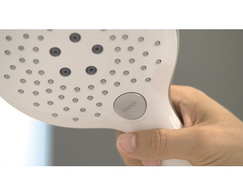 Douchette avec bouton de sélection dans la main