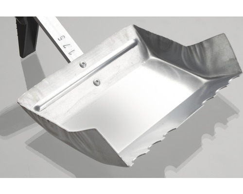Spatule en aluminium avec bord dentelé
