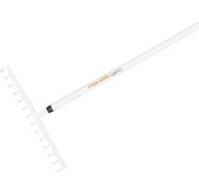 Râteau Fiskars Light avec manche